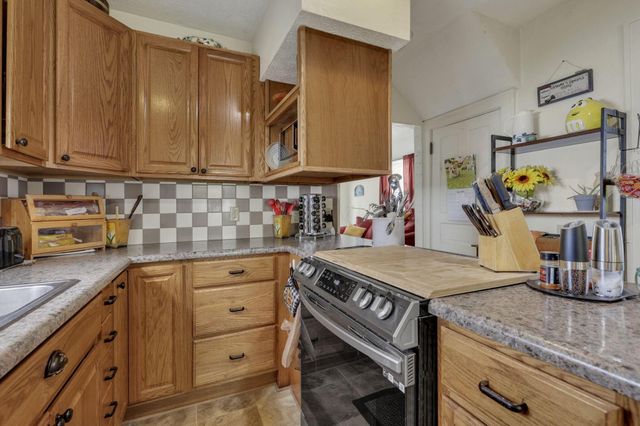 356 Lakeshore Drive W, Hebron, OH 43025