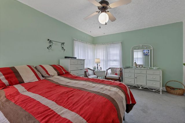 356 Lakeshore Drive W, Hebron, OH 43025