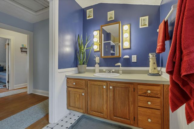 356 Lakeshore Drive W, Hebron, OH 43025