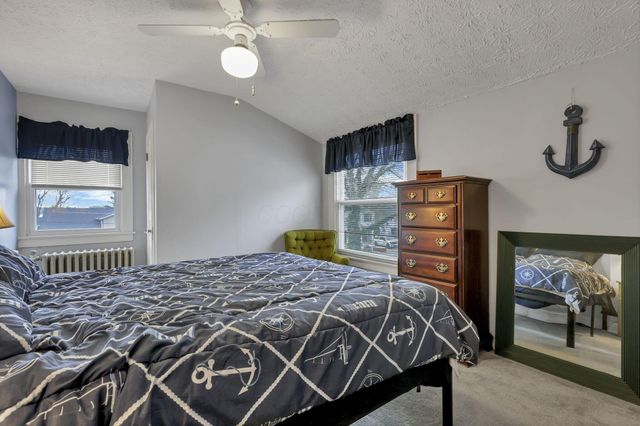 356 Lakeshore Drive W, Hebron, OH 43025