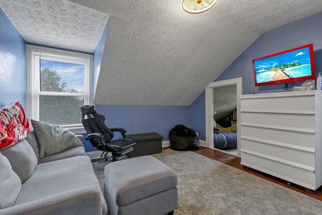 356 Lakeshore Drive W, Hebron, OH 43025