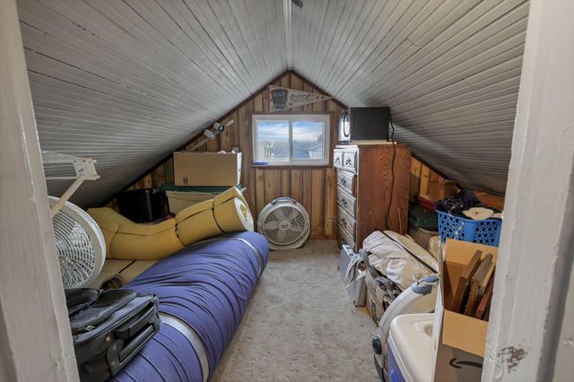 356 Lakeshore Drive W, Hebron, OH 43025