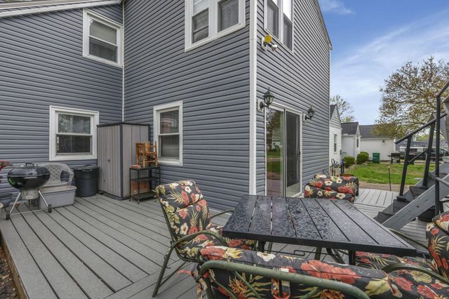 356 Lakeshore Drive W, Hebron, OH 43025