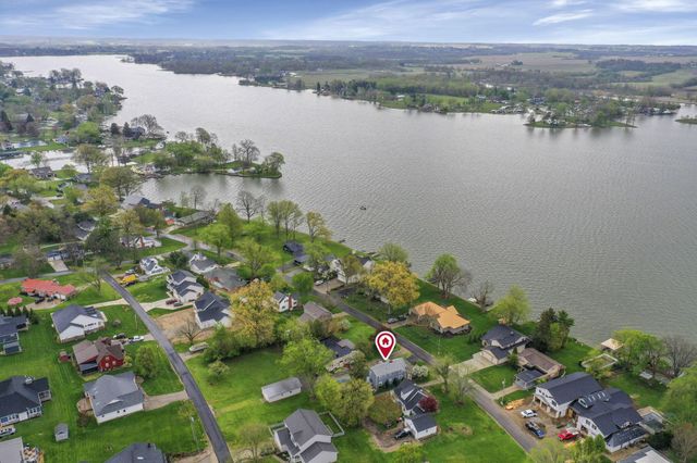 356 Lakeshore Drive W, Hebron, OH 43025