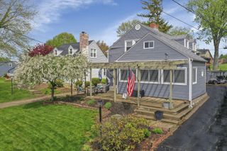 356 Lakeshore Drive W, Hebron, OH 43025