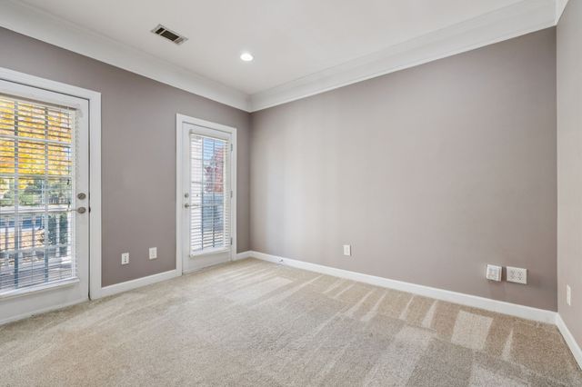 102 Oglethorpe Ave, Gallatin, TN 37066