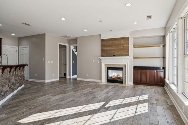 102 Oglethorpe Ave, Gallatin, TN 37066