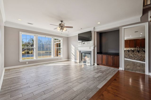 102 Oglethorpe Ave, Gallatin, TN 37066