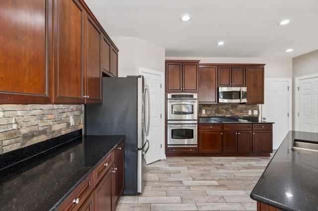 102 Oglethorpe Ave, Gallatin, TN 37066