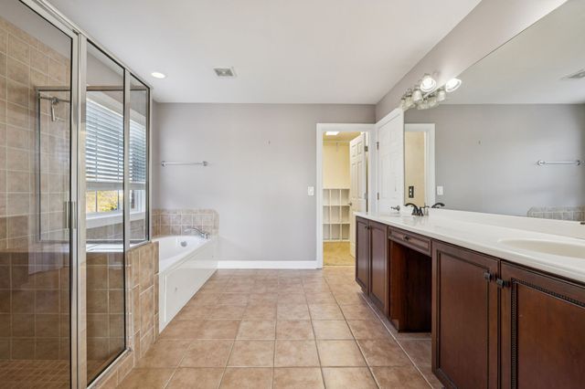 102 Oglethorpe Ave, Gallatin, TN 37066