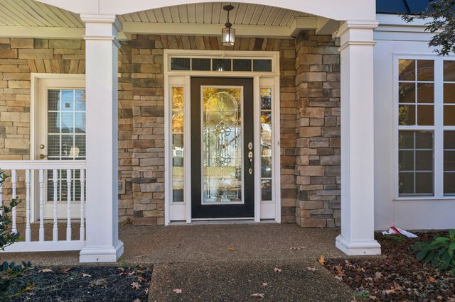 102 Oglethorpe Ave, Gallatin, TN 37066