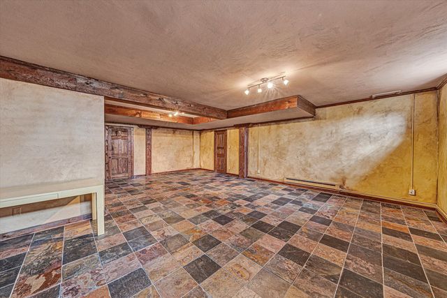 5036 Crossbow CIR, Roanoke, VA 24018