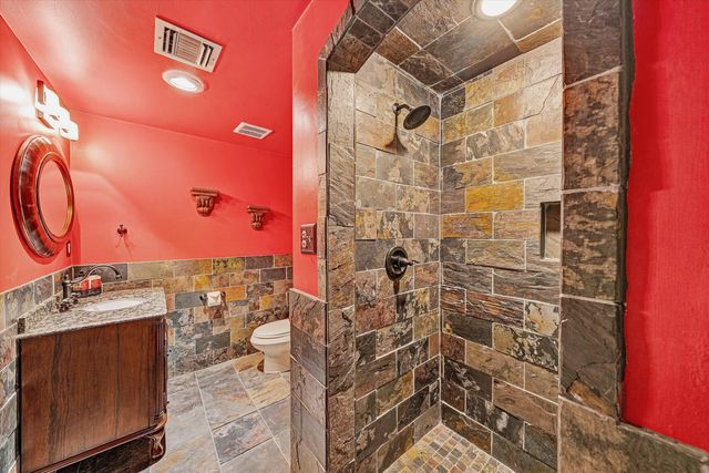 5036 Crossbow CIR, Roanoke, VA 24018