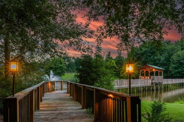 565 Owens Gin Road NE, Calhoun, GA 30701
