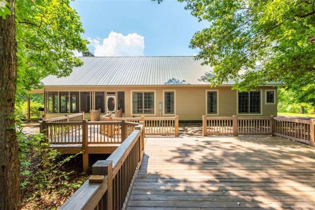 565 Owens Gin Road NE, Calhoun, GA 30701