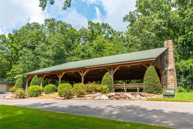 565 Owens Gin Road NE, Calhoun, GA 30701