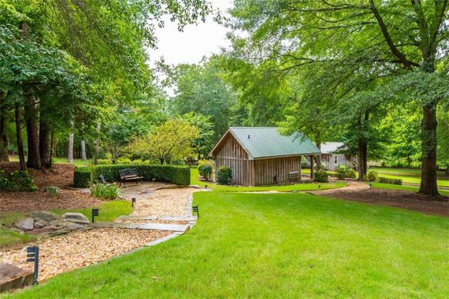 565 Owens Gin Road NE, Calhoun, GA 30701