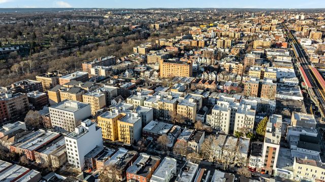 675 E 223rd Street, Bronx, NY 10466