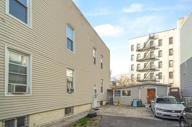675 E 223rd Street, Bronx, NY 10466
