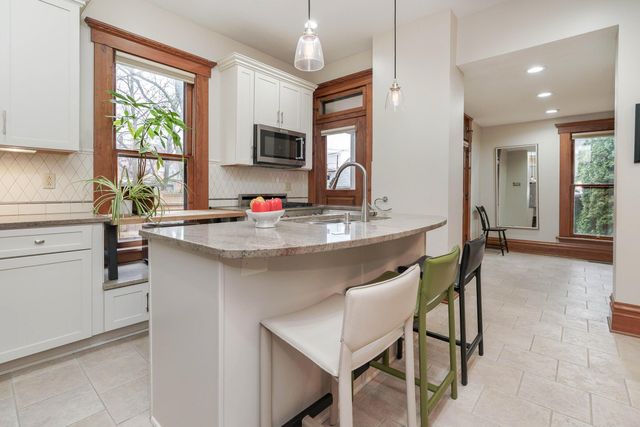 239 Buttles Avenue, Columbus, OH 43215