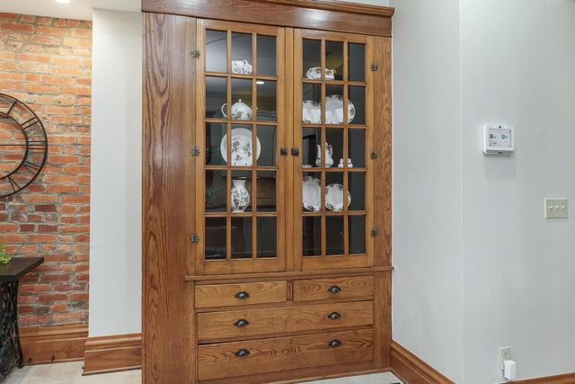 239 Buttles Avenue, Columbus, OH 43215