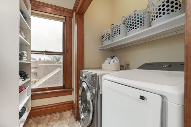 239 Buttles Avenue, Columbus, OH 43215