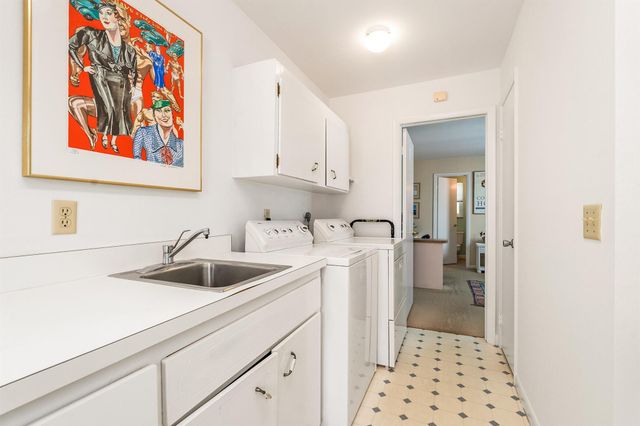 940 Lantern Lane, Vero Beach, FL 32963
