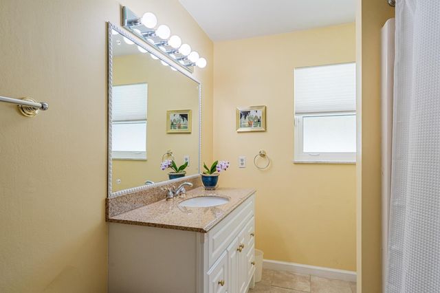940 Lantern Lane, Vero Beach, FL 32963