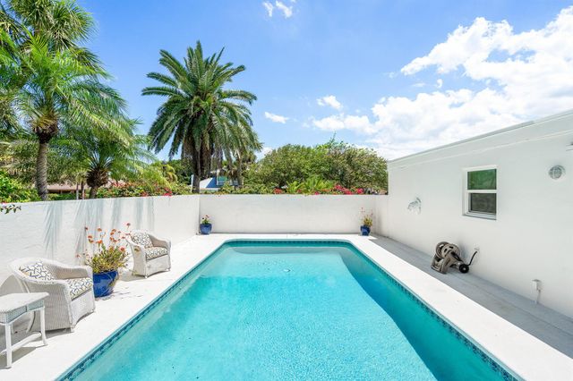 940 Lantern Lane, Vero Beach, FL 32963