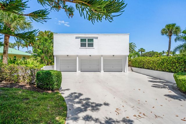 940 Lantern Lane, Vero Beach, FL 32963