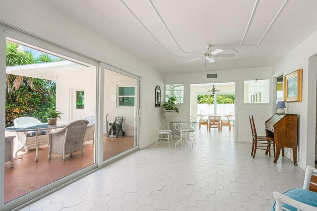 940 Lantern Lane, Vero Beach, FL 32963