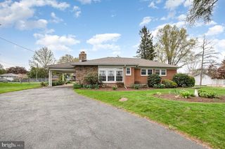 522 BERRYSBURG ROAD, Millersburg, PA 17061