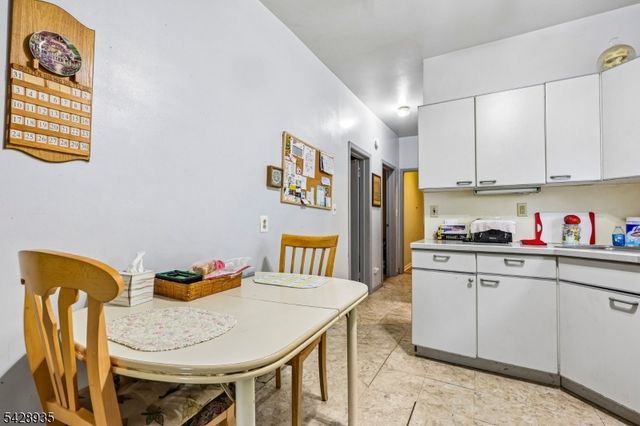 50 Preston St, Ridgefield Park Village, NJ 07660