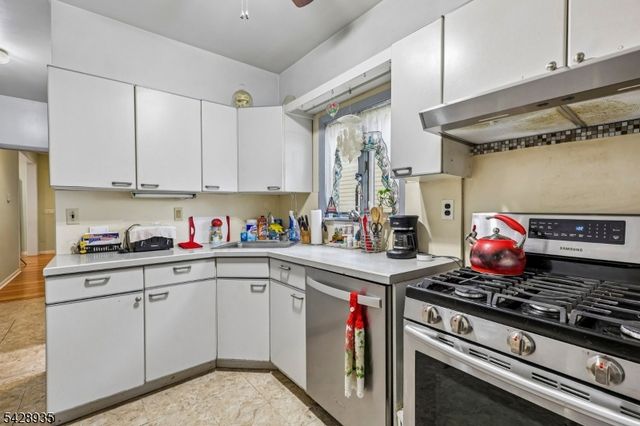 50 Preston St, Ridgefield Park Village, NJ 07660