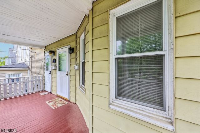 50 Preston St, Ridgefield Park Village, NJ 07660