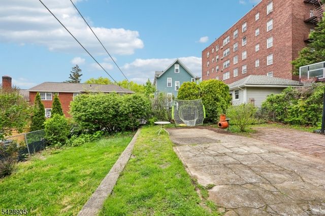50 Preston St, Ridgefield Park Village, NJ 07660