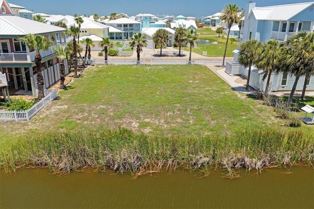 228 Keewaydin Lane, Port Aransas, TX 78373