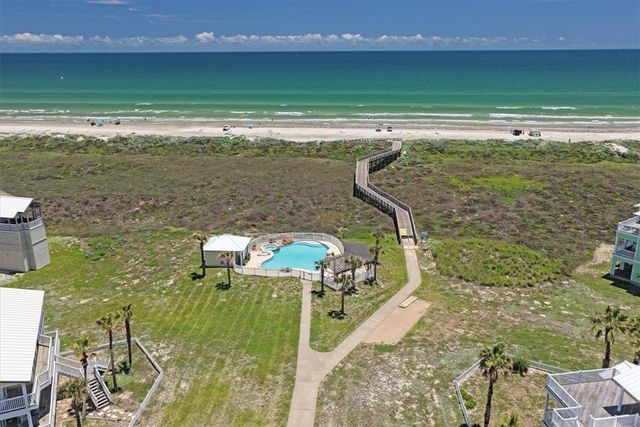 228 Keewaydin Lane, Port Aransas, TX 78373