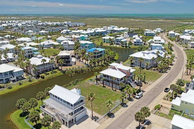 228 Keewaydin Lane, Port Aransas, TX 78373