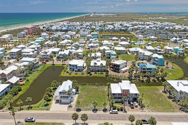 228 Keewaydin Lane, Port Aransas, TX 78373
