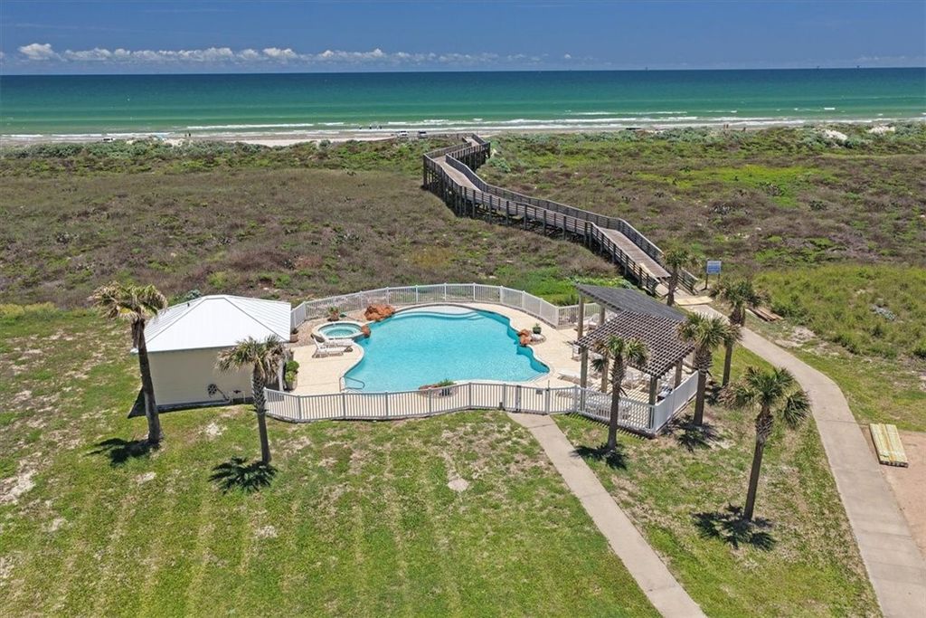 228 Keewaydin Lane, Port Aransas, TX 78373 — photo 2