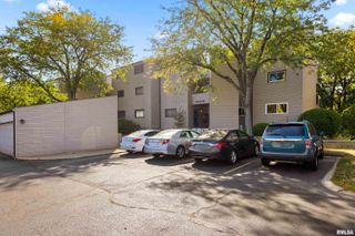 7217 N LAKESIDE Court # 9, Peoria, IL 61614