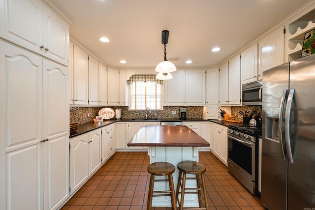 319 Normandy Road, Little Rock, AR 72207
