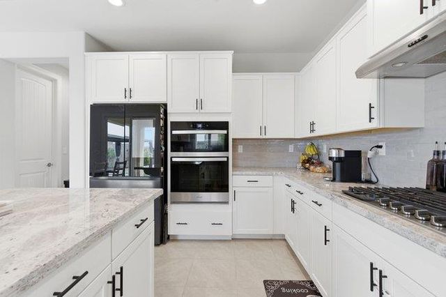 1096 Wildrose Drive, Hollister, CA 95023