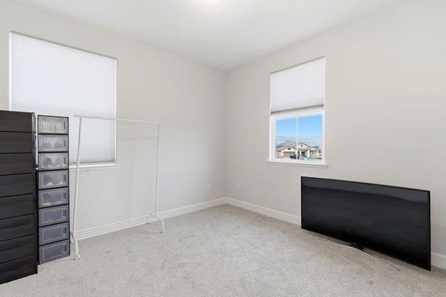 1096 Wildrose Drive, Hollister, CA 95023