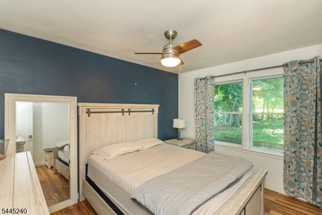 30 Tobyhanna Trl, Hopatcong Boro, NJ 07843