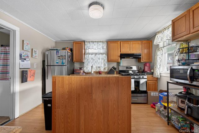 4 Chapel Street, Ellenville, NY 12428