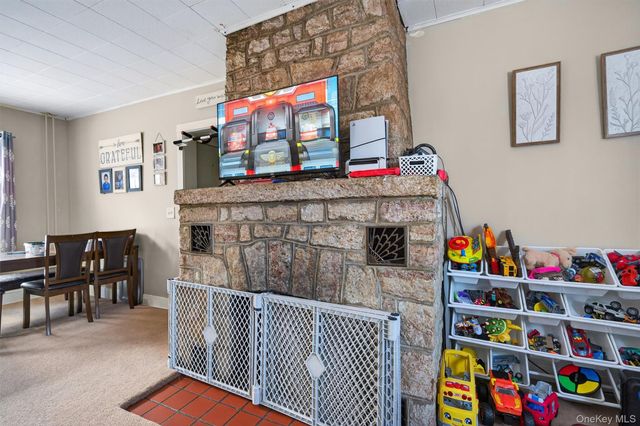 4 Chapel Street, Ellenville, NY 12428