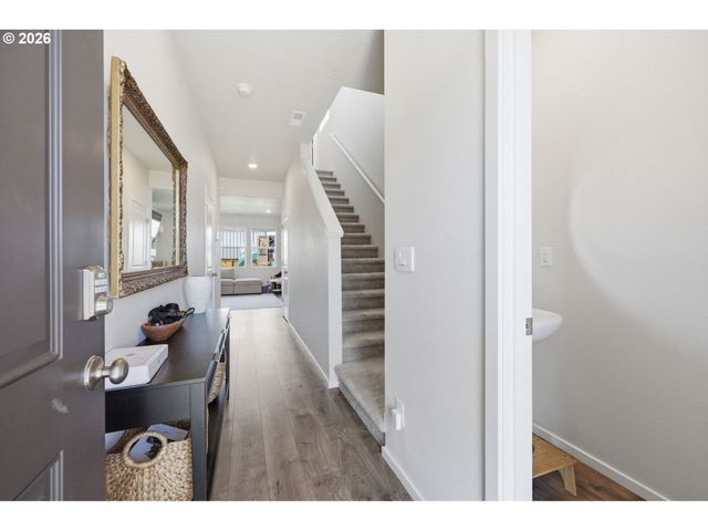 5461 EARTH Pl, Salem, OR 97301