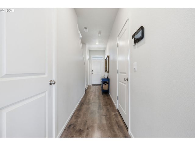 5461 EARTH Pl, Salem, OR 97301